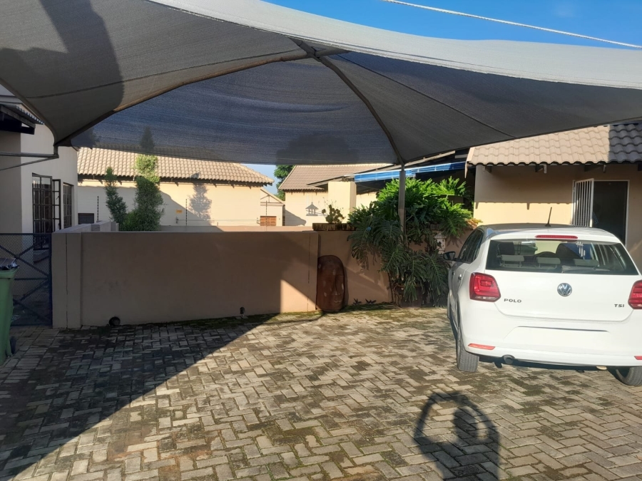 3 Bedroom Property for Sale in Waterval East North West